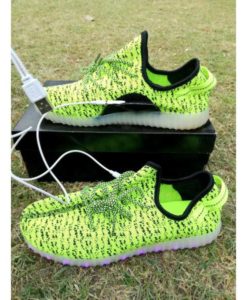 adidas yeezy led light shoes in Pakistan 1 (2)