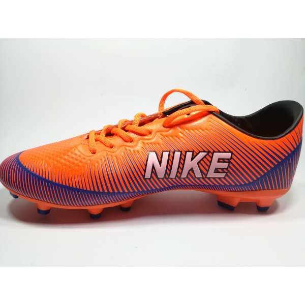 nike football shoes price in pakistan