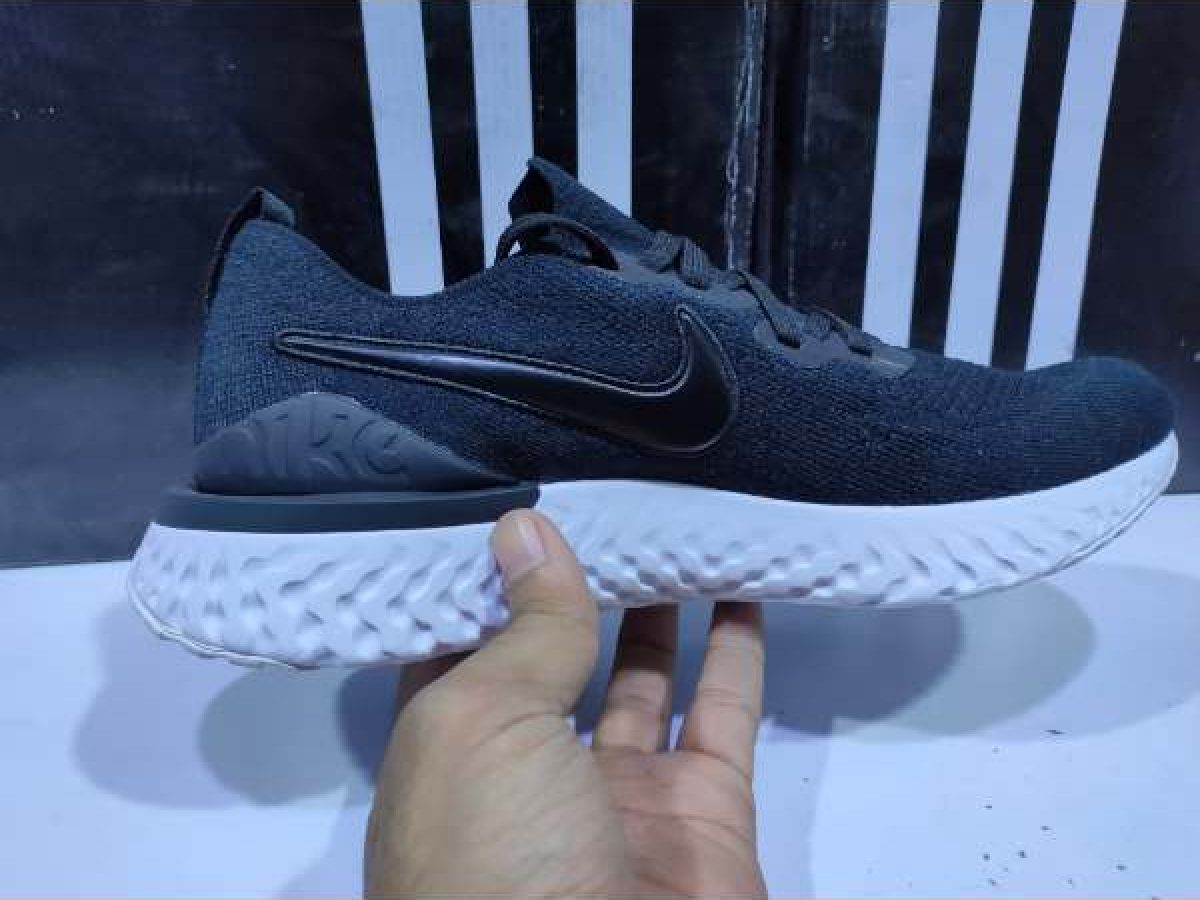 Buy New) Breathable Running Shoes for Men Black Trainers in Pakistan