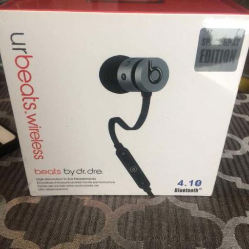 buy best quality Ur Beats Wireless Bluetooth Handsfree 4.4v earbuds airpods wireless handsfree chargeable in pakistan by shopse (2)