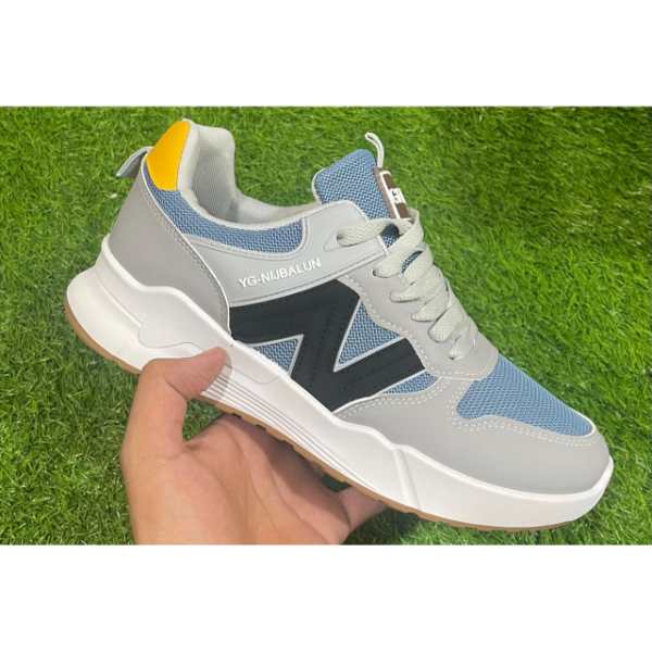 Buy Best Quality IMPORTED 2026 New Lightweight Men Sneakers Breathable Running Shoes for Men Grey White Trainers Sport Shoes Cushioning Gym Shoes Ch513 at pakistan (1)